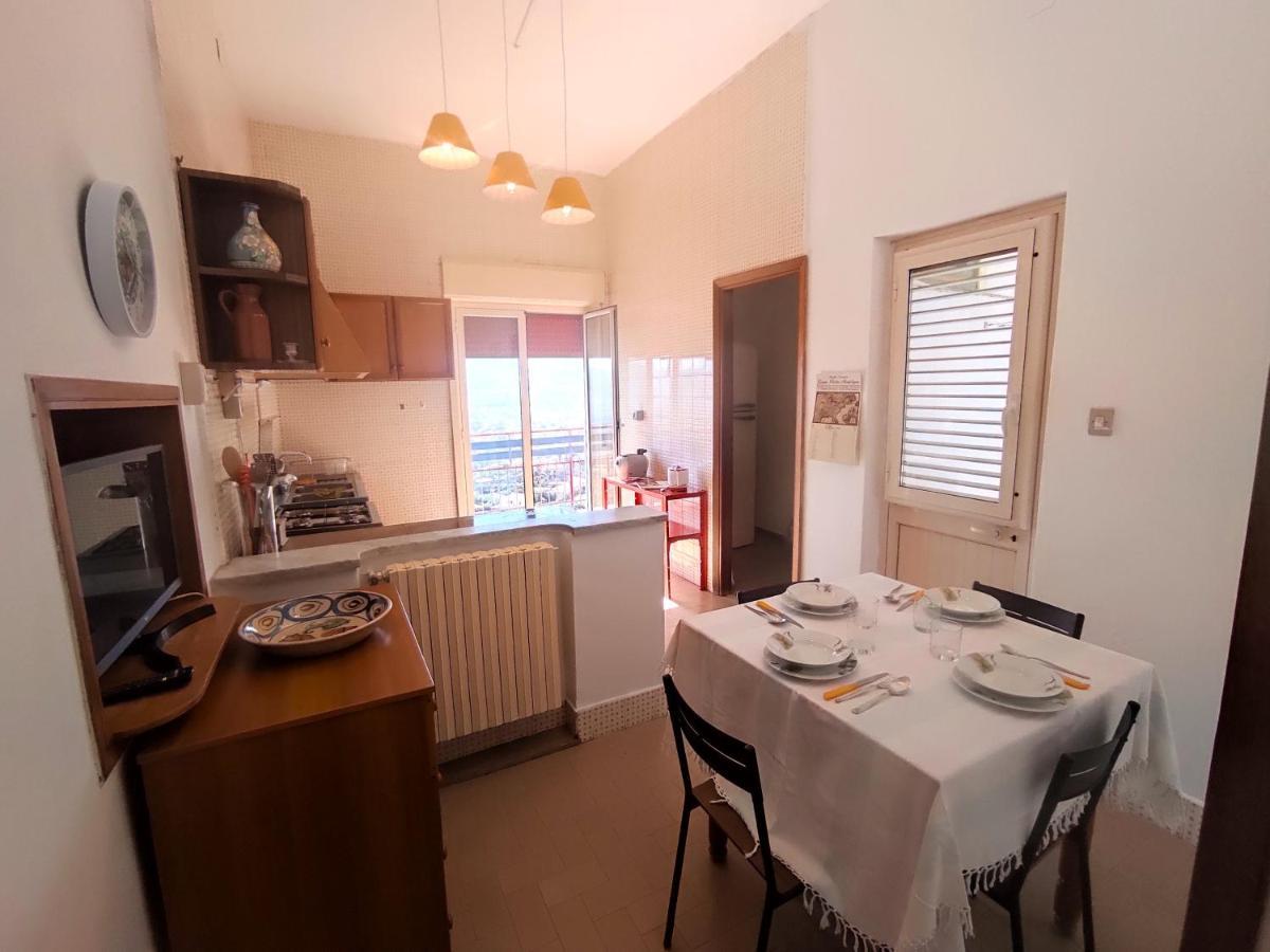فيلا La Casa Del Nonno مونريالي المظهر الخارجي الصورة